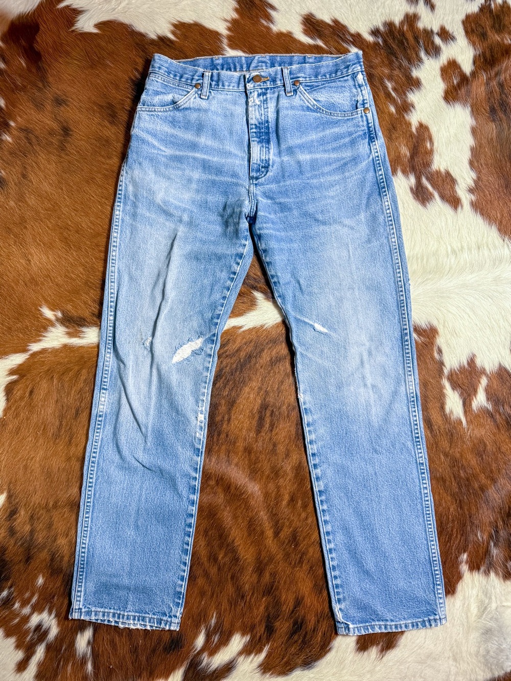 Vintage Wrangler Distressed Cowboy Cut Jeans 34x34 USA western ranch denim